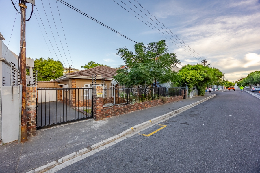 4 Bedroom Property for Sale in Mowbray Western Cape